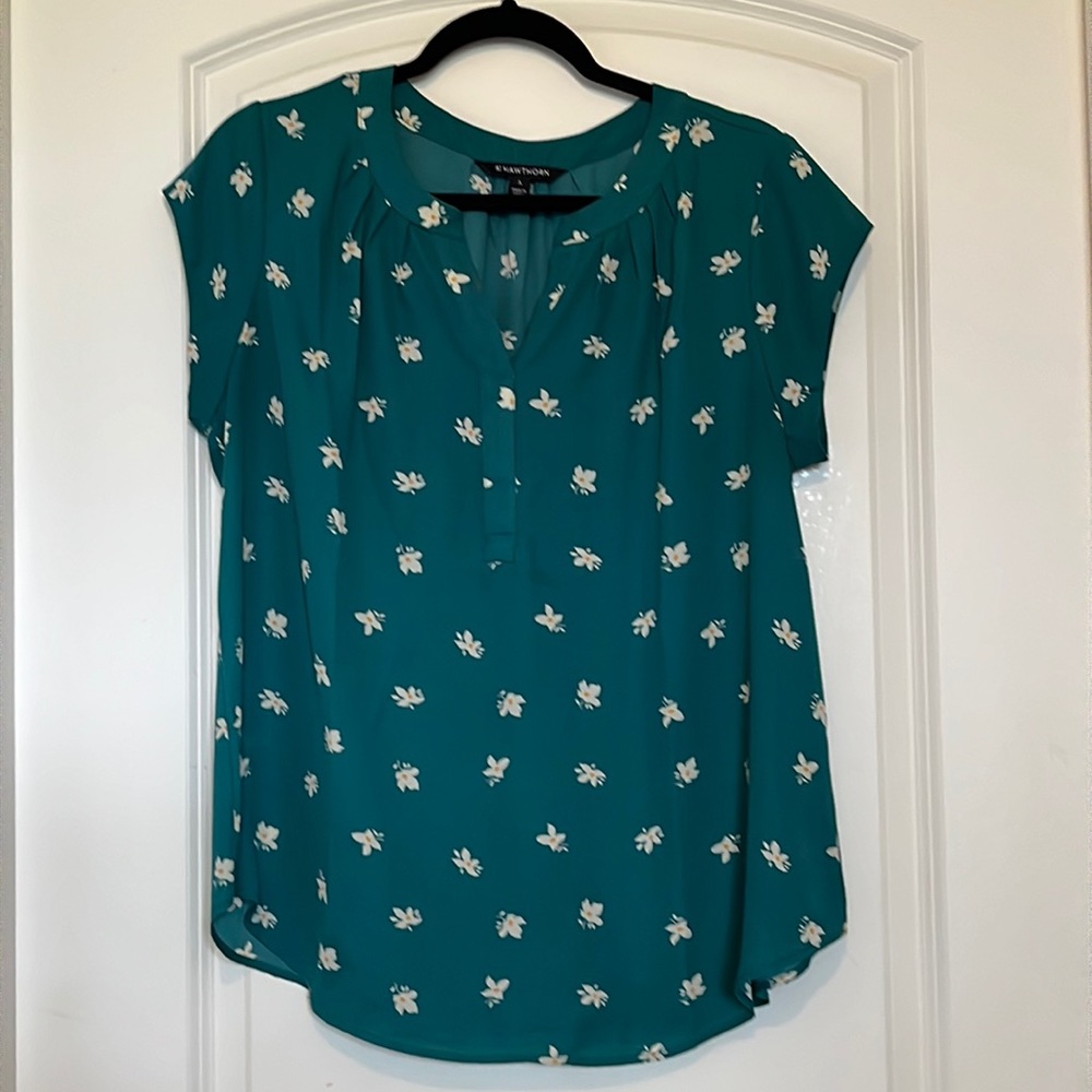 Blouse w/ Cap Sleeves